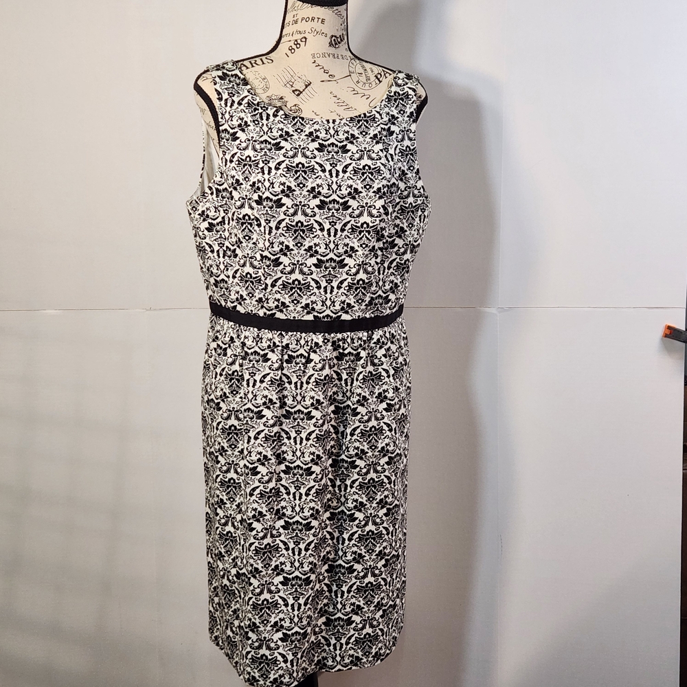 LOFT Black and White Patterned Midi Dress